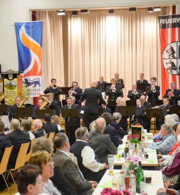 Fest | 25 Jahre Altersgruppe