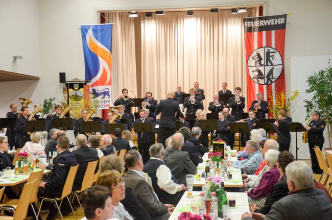 Fest | 25 Jahre Altersgruppe