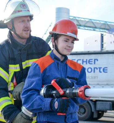 Übung mit Jugendfeuerwehr 2016